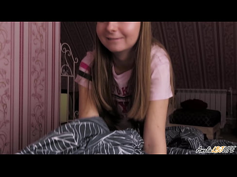 ❤️ Blondie imeb oma BFF-i sügavalt ja saab sperma suhu ❤️ Kvaliteetne seks at et.pornodil.ru ️❤
